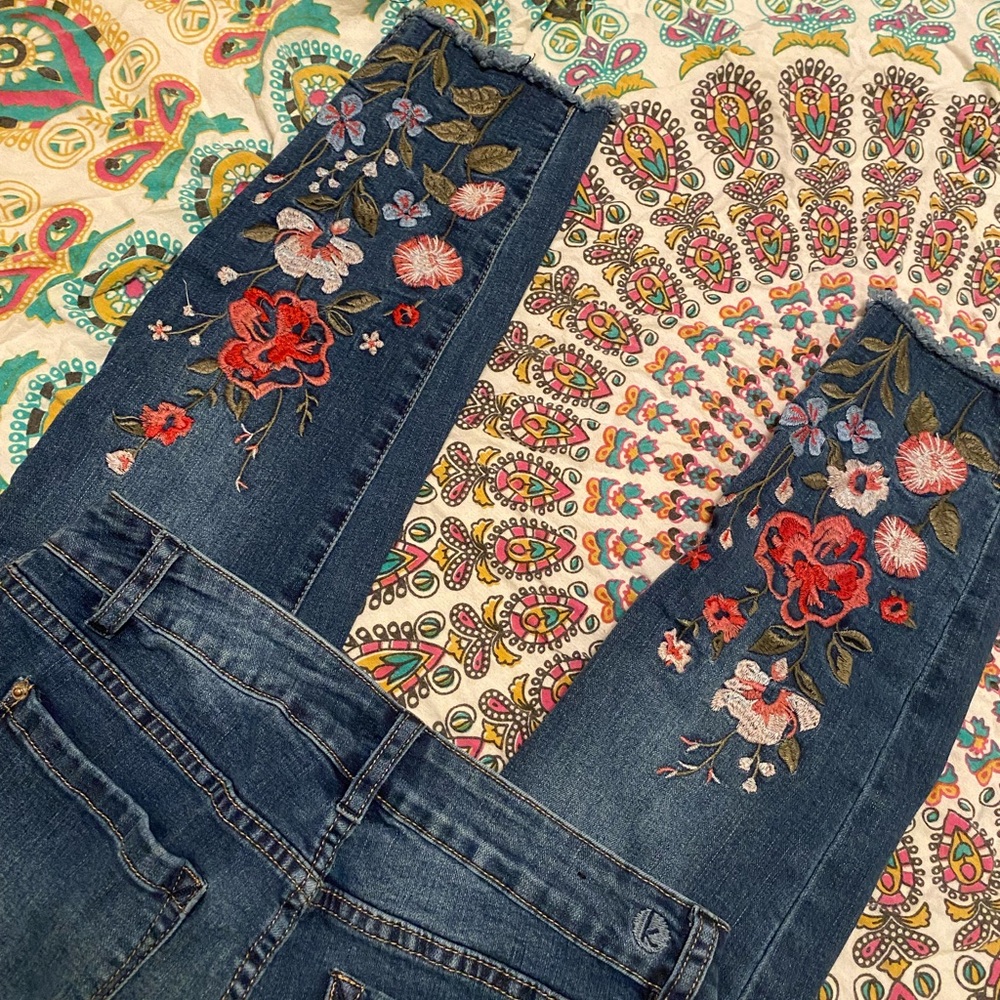Embroidered Floral Blue Jeans